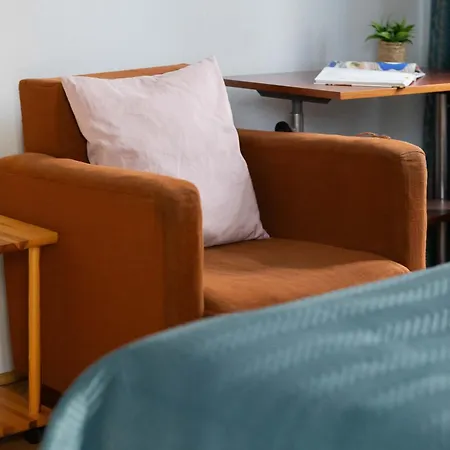 Apartment Klimatyczny Z 2 Sypialniami I Balkonem By Renters Warsaw