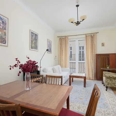 Klimatyczny Z 2 Sypialniami I Balkonem By Renters ורשה